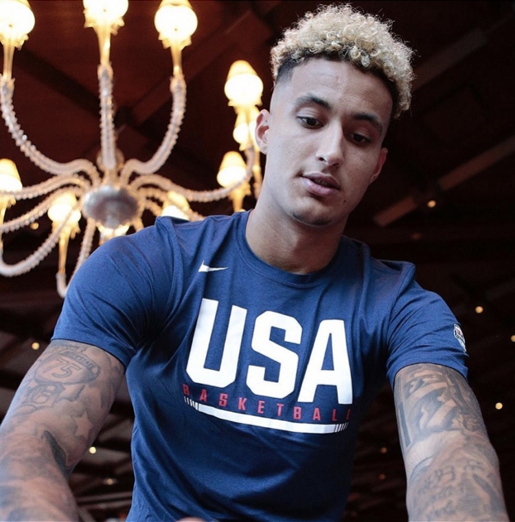 铜梁龙李镇全谈冲超：有这么多人支持我们，为什么不能冲超？（李镇全：有这么多人支持，铜梁龙为何不能冲超？）