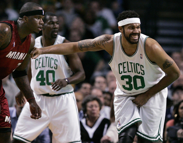 西媒：尤文、法兰克福以及斯图加特询价皇社中场苏契奇（西媒曝：尤文、法兰克福、斯图加特打听皇社中场苏契奇身价）