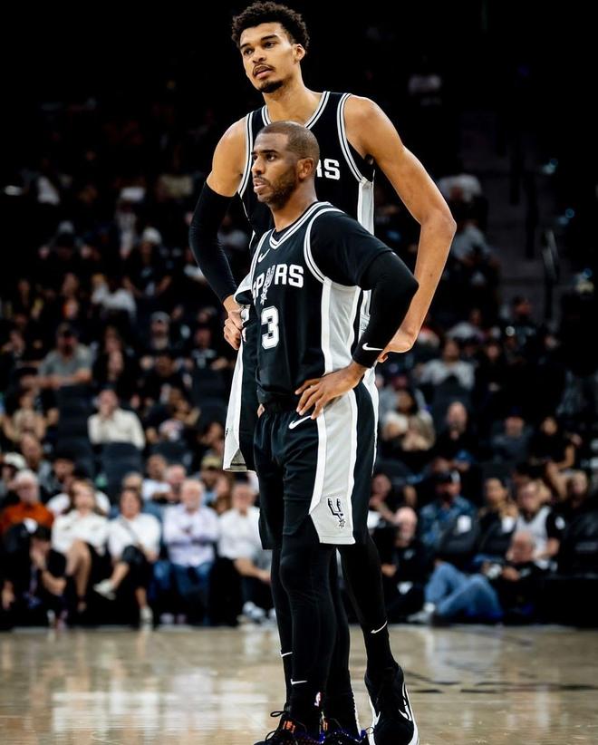 世体：奥布拉克伤情不严重，但穆索已为赛季首秀做好准备（世体：奥布拉克伤势无大碍，穆索已准备迎来赛季首秀）