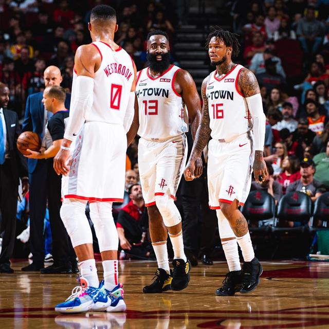 2025成都国际乒联混合团体世界杯颁奖仪式完整版（2025成都国际乒联混合团体世界杯颁奖典礼全程回放）